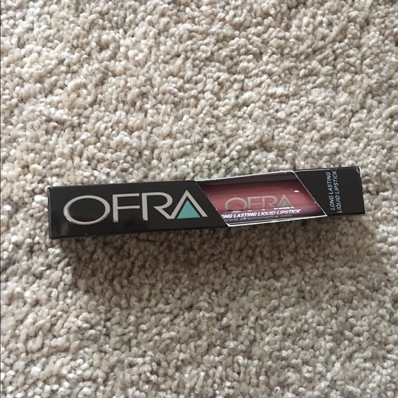 SOLD MANNYMUA Ofra liquid lipstick in Aries - Picture 1 of 3