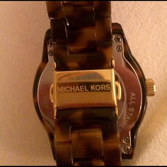 Michael Kors Tortoise Shell Watch - Picture 3 of 4