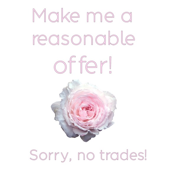  DRESSES  - Picture 2 of 4