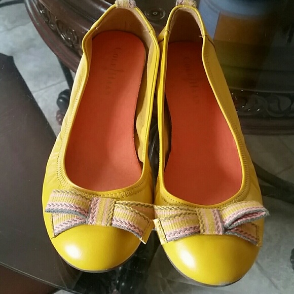 NEW Cole Haan Flats