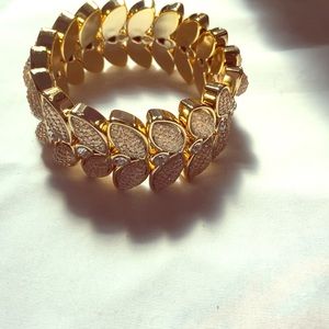 Leaf bracelet