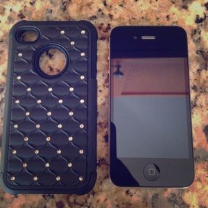 iPhone 4s case--comes with phone