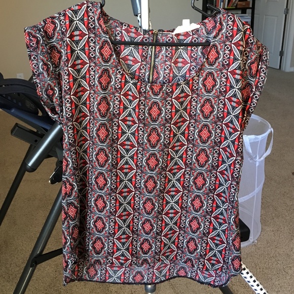 Multicolored blouse with zipper back