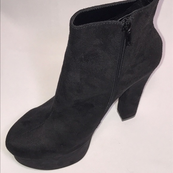 😍 Luichiny suede platform bootie 😍 - Picture 2 of 3