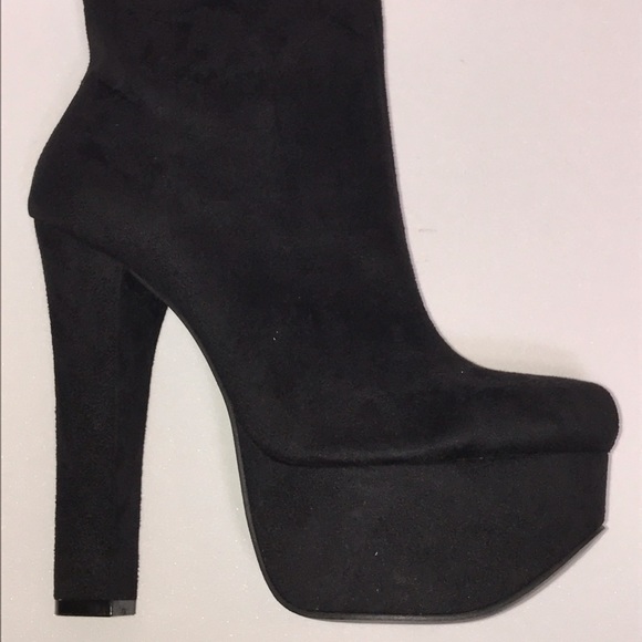 😍 Luichiny suede platform bootie 😍 - Picture 3 of 3