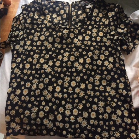 Thin fabric sunflower blouse