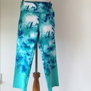 Tiedye blue/green cropped exercise pant