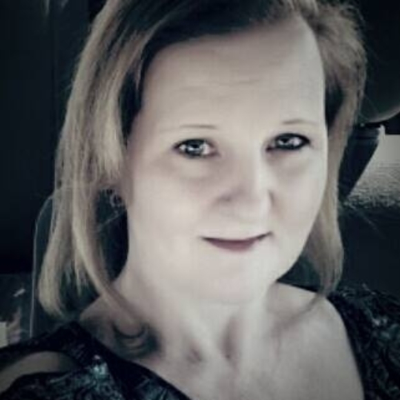 Meet your Posher, Sheila