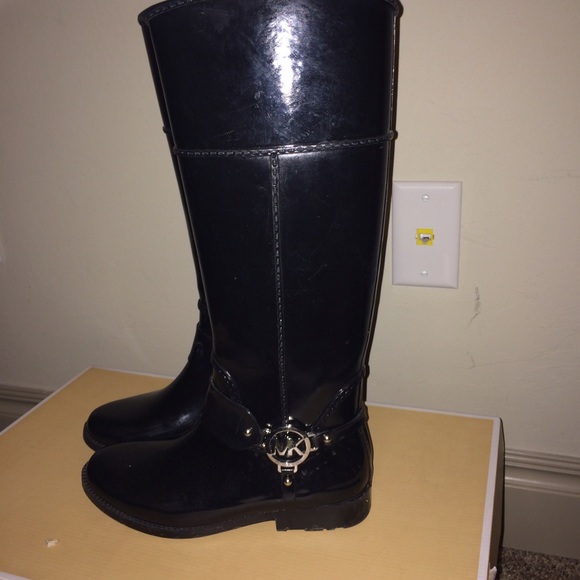 Black Michael kors rain boots