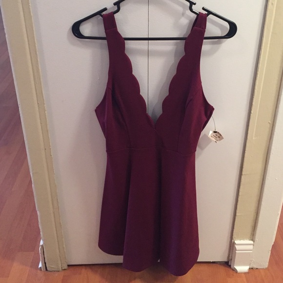 AKIRA Dresses & Skirts - Deep V scallop dress