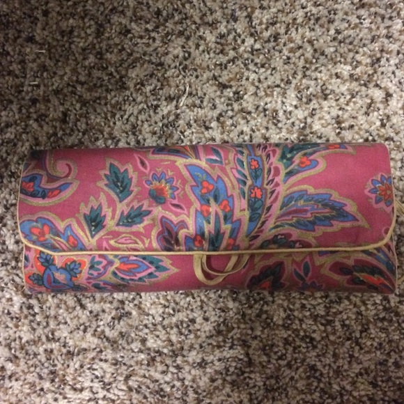 Travel case for jewelry