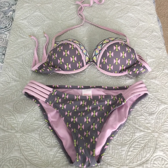 👙BIKINI👙