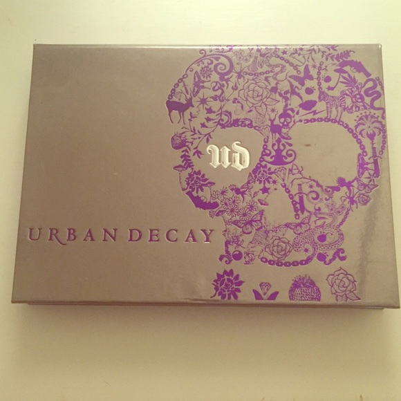 Urban decay eyeshadow palette