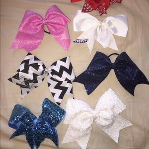 SOLD Cheer bows lot