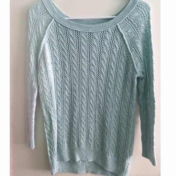 American Eagle sweater