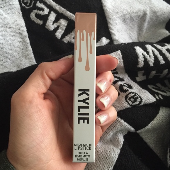 Kylie METALLIC LIPKIT in HEIR