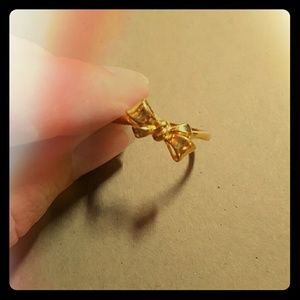 Gold Bow Thumb Ring
