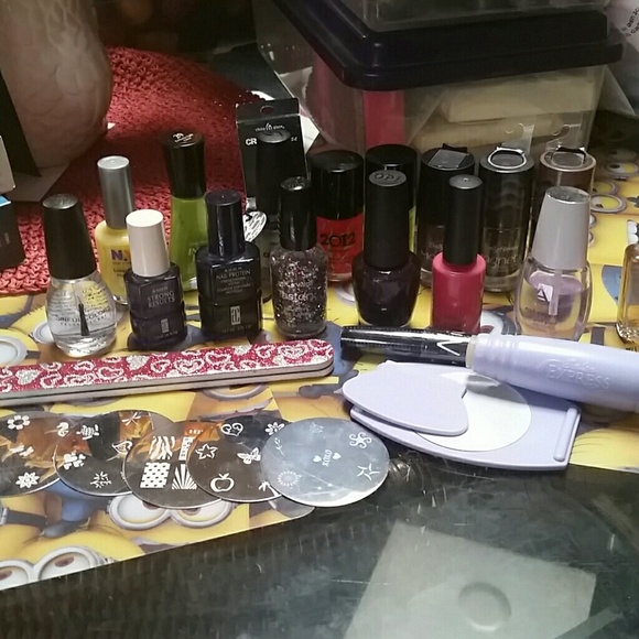 Accessories - Big bundle of Nail stuff!!