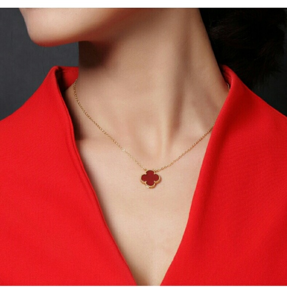 🛇SOLD🛇**Four clover leaf necklace - Picture 4 of 4