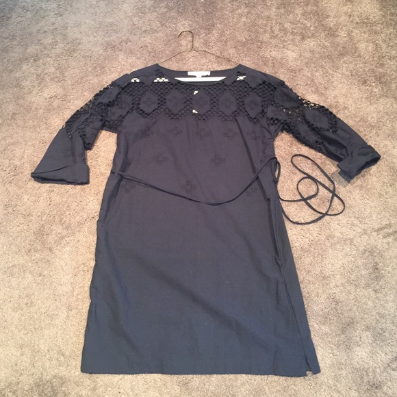 LOFT NWT navy blue eyelet dress. - Picture 2 of 3