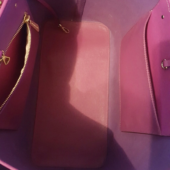 ❌ TRADED ❌ Michael Kors Purple/Magenta Large Tote - Picture 3 of 4