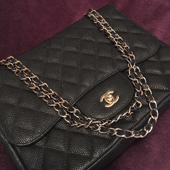 Chanel - Picture 2 of 4