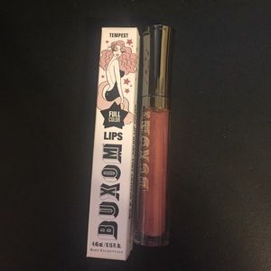 Sealed Buxom Lipgloss in Tempest.