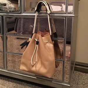 Vince Camuto purse