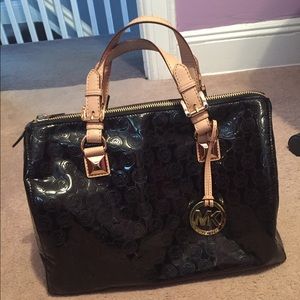 *ON HOLD* Michael Kors Black Grayson Bag