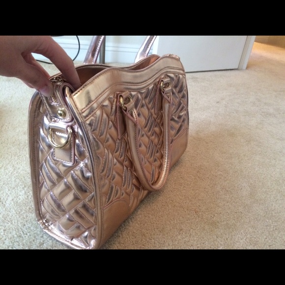 Rose gold Gianni Bini bag