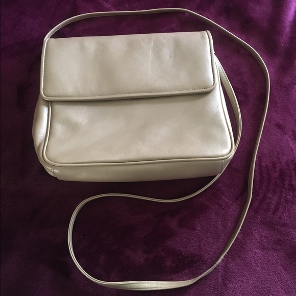 Preston and York Crossbody - Picture 1 of 4