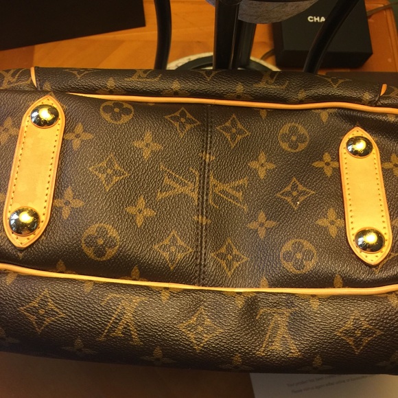Louis Vuitton Handbag - Picture 4 of 4