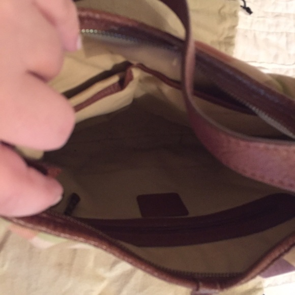 Burberry Larkin Spring Canvas Hobo - Picture 4 of 4