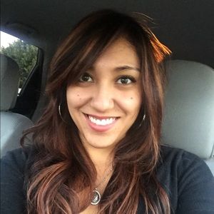 Meet your Posher, Adri