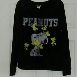 "PEANUTS" Black Sweater