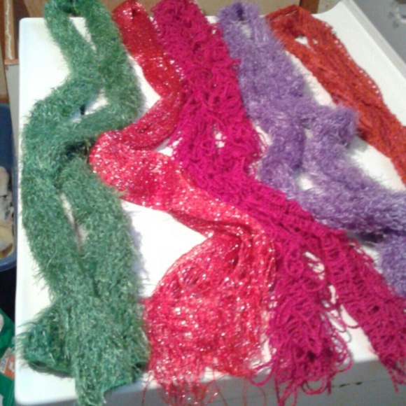 Scarfs