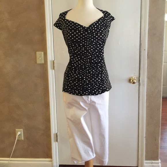 💥on sale💥Dress Barn white capris size 16 - Picture 1 of 1