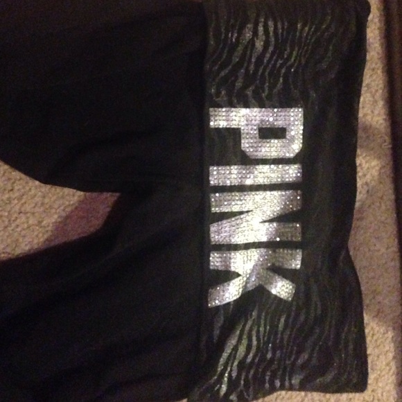 Victoria's Secret pink boot it yoga pants!
