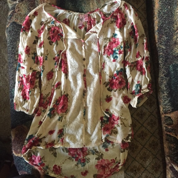 Floral Half Sleeve Blouse