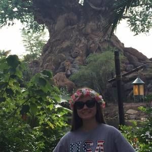 Meet your Posher, Lilly