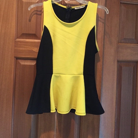 Yellow/black peplum top - Picture 1 of 2