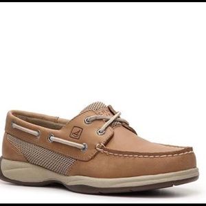 Sperrys boat shoes