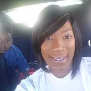 Meet your Posher, Calissa