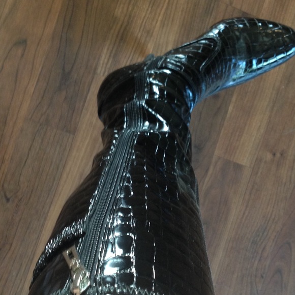 Black boots