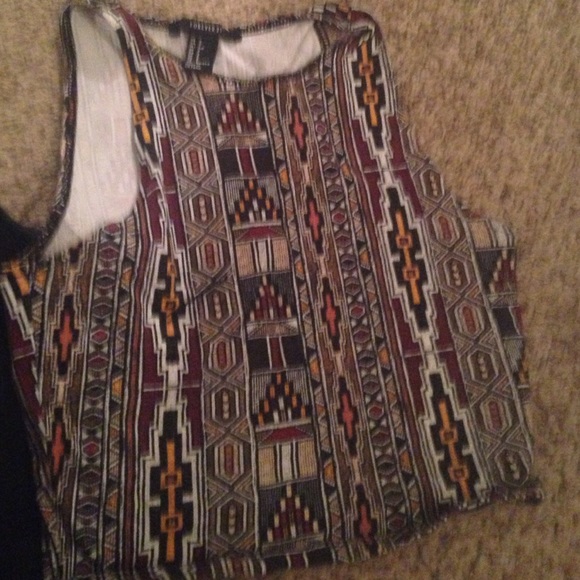 Crop top bundle - Picture 3 of 4