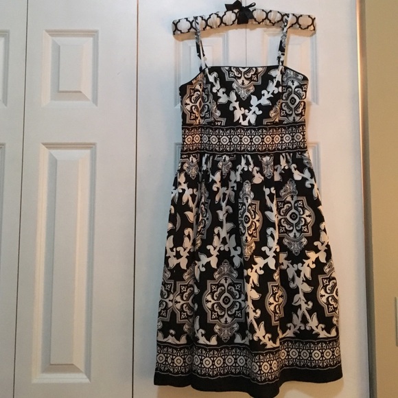 White House Black Market cocktail dress