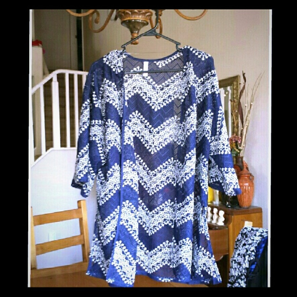 Xhilaration Tops - Kimono