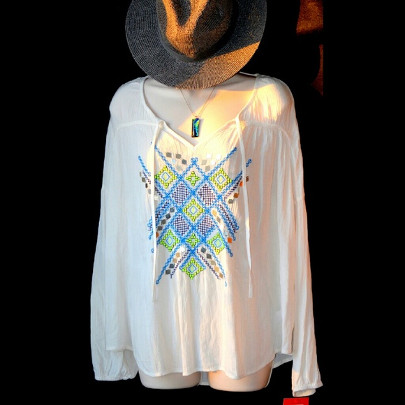 Boho womens juniors white gauze top size M, NWT