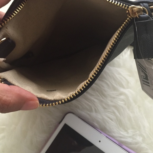 Crossbody faux saffiano bag - Picture 3 of 4