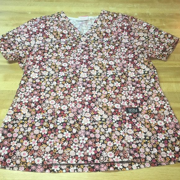 Floral scrub top